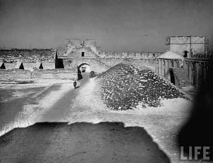     
: Old fort of Tighina on the Bessarabian_February 1940.jpg
: 783
:	174.1 
ID:	6176